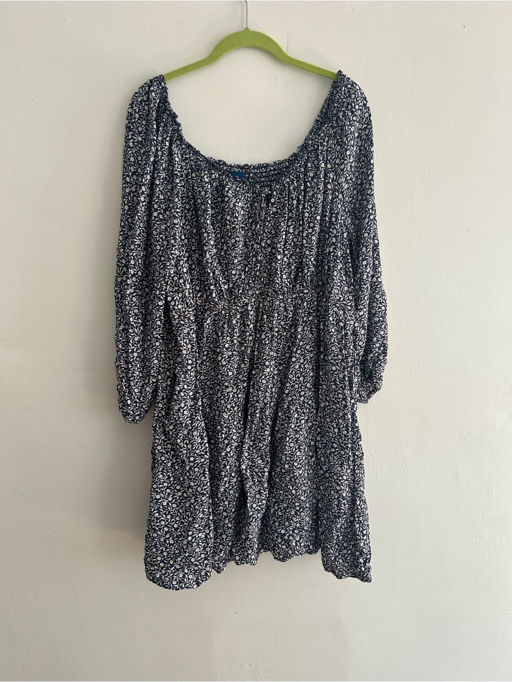Old Navy Women's XXL Blue and White Smock Dress